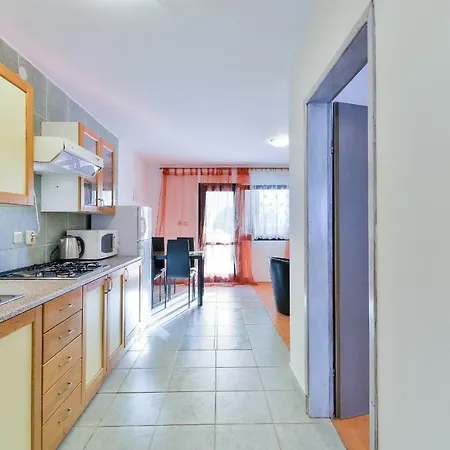 Apartamento Lojan Vir